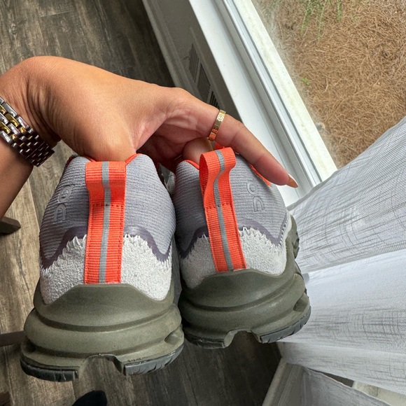 On Cloudaway running hiking gary orange On Cloudaway 9 - Picture 5 of 7